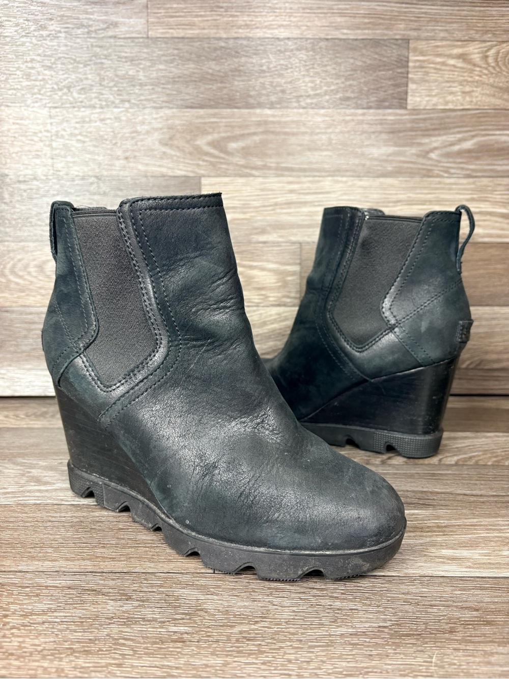 Sorel Joan Uptown Chelsea Wedge Boot Black NL3788-010 Leather Outdoors Sz 7.5